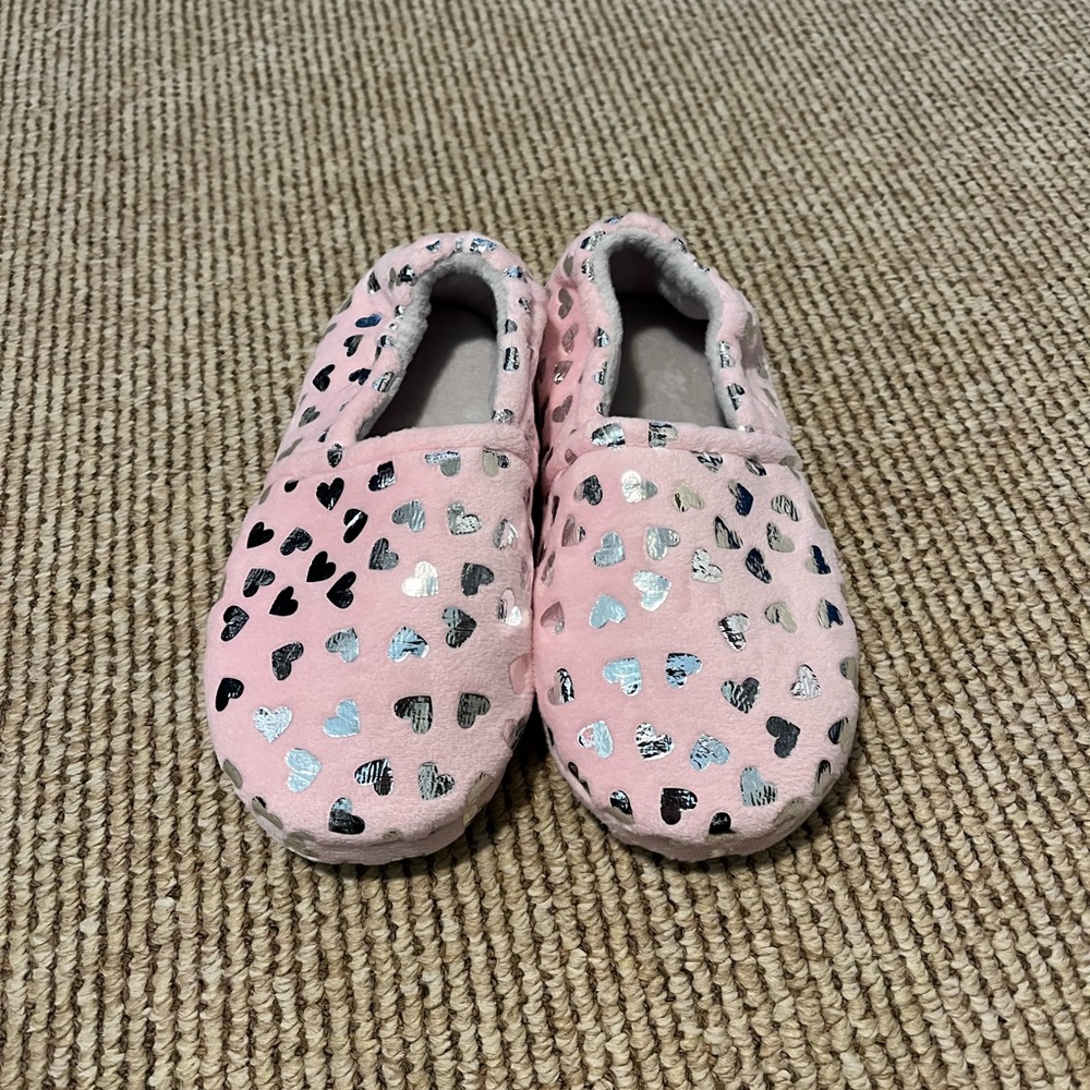 Kids slippers
